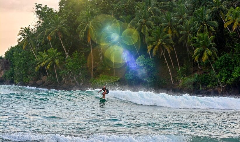 surfing-sri-lanka-mirissa